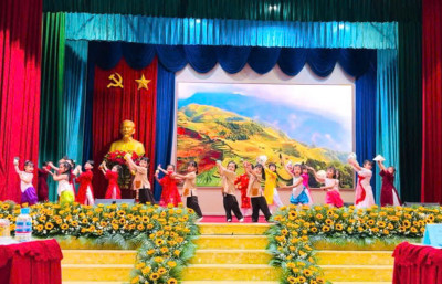 MN TUỔI XANH HÒA NHỊP CÙNG TỔNG KẾT HỘI THI ' GIÁO VIÊN DẠY GIỎI' GIÁO DỤC MẦM NON NĂM HỌC 2024-2025.