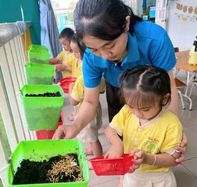 LỚP MẦM 2 GIEO HẠT ĐÓN CHÀO NHỮNG MẦM XANH