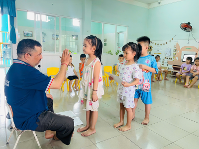 Hoạt động ngoại khóa môn Tiếng Anh – Lớp Lá 1